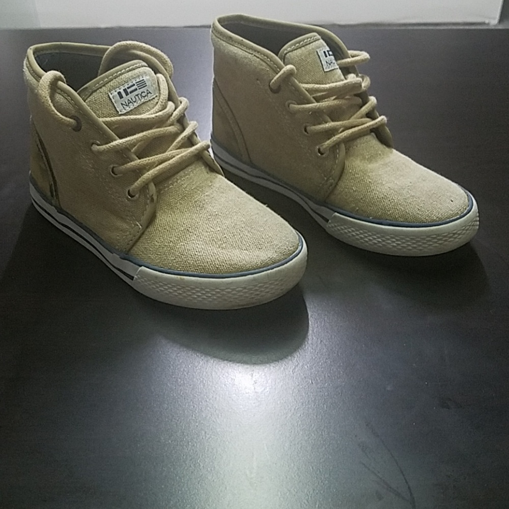 Boys Nautica shoes size 1